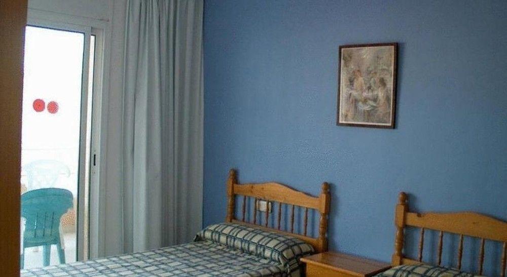 Rvhotels Apartamentos Ses Illes Blanes Extérieur photo