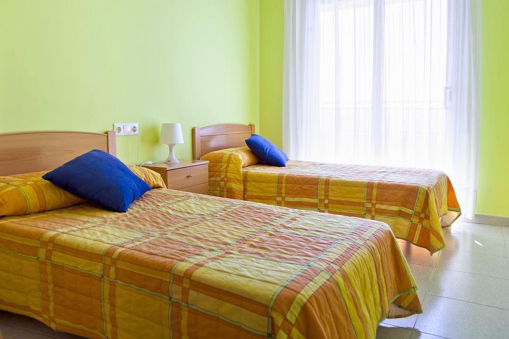 Rvhotels Apartamentos Ses Illes Blanes Extérieur photo